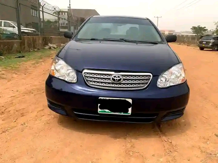 Toyota Corolla LE 2003 Blue