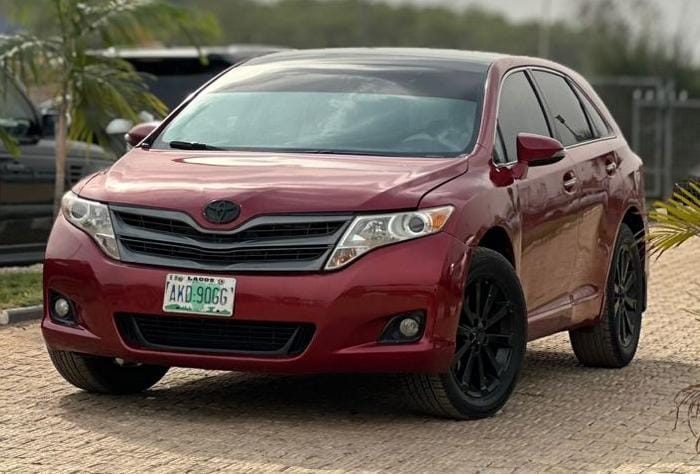 TOYOTA VENZA 2010 Red